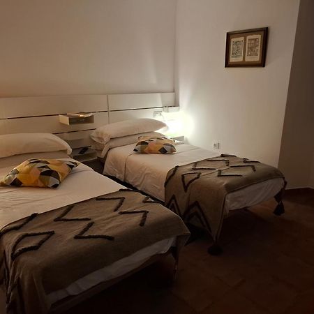 El Albergue De Sigueenza Esterno foto