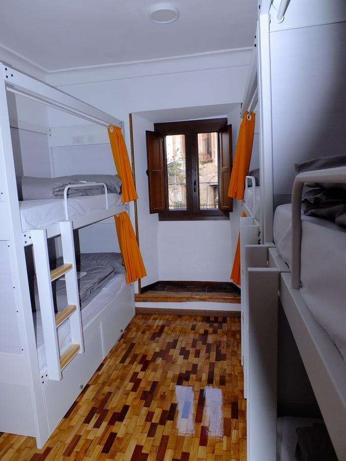 El Albergue De Sigueenza Esterno foto